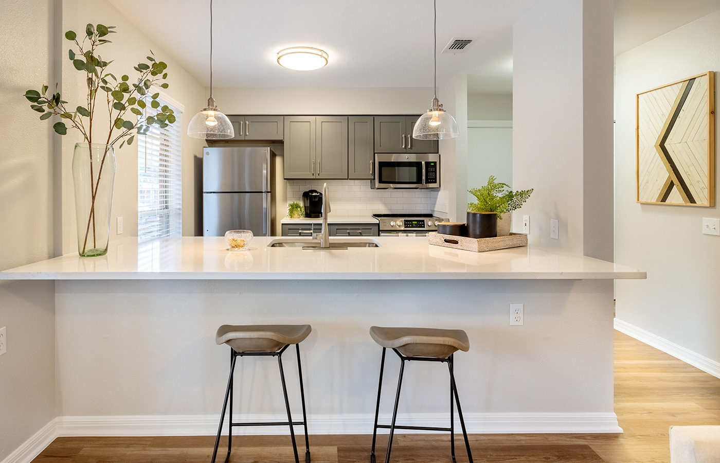 Photos The Watermark at Broadway Cityview